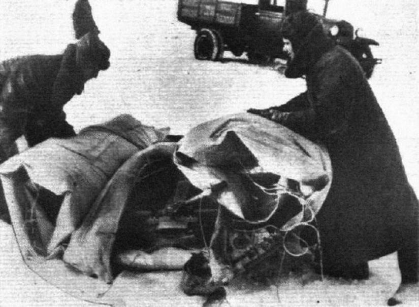 Real inflatable plane that was created during the Second world war Real inflatable plane that was created during the Second world war