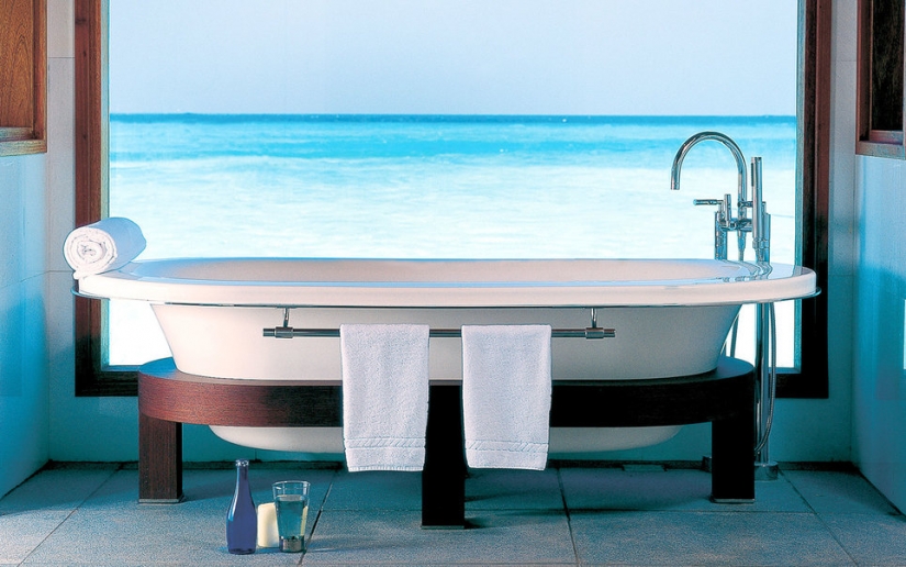 Recumbent tour: 9 best bathtubs on the planet
