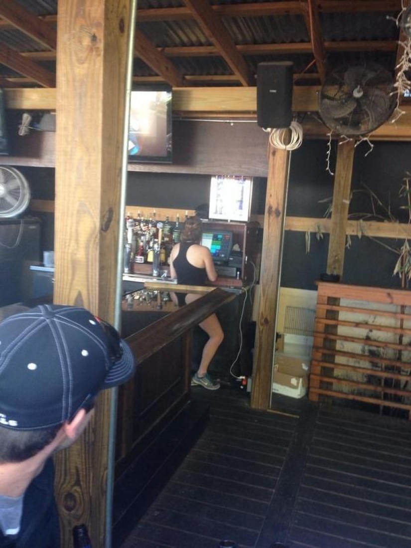 Reflections in the subject and not very Reflections in the subject and not very