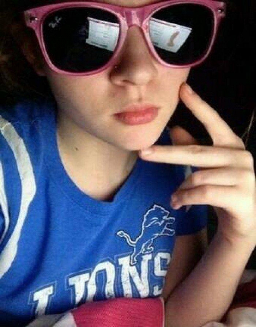 Reflections in the subject and not very Reflections in the subject and not very