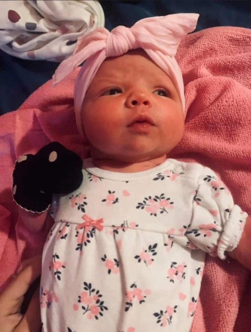 Regalo de bienvenida: una mujer Británica tiene relaciones sexuales con su novio sólo una vez al año, en Navidad