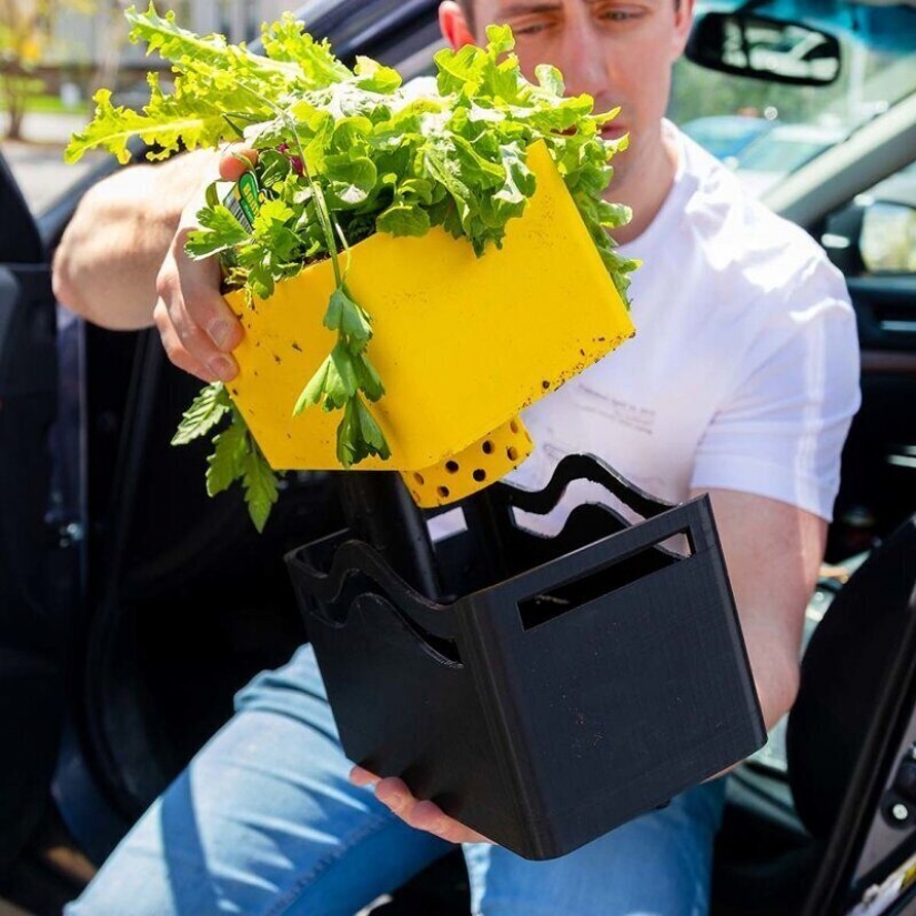 Remote Paginator hands and another 15 useless and original new products from Matty Benedetto