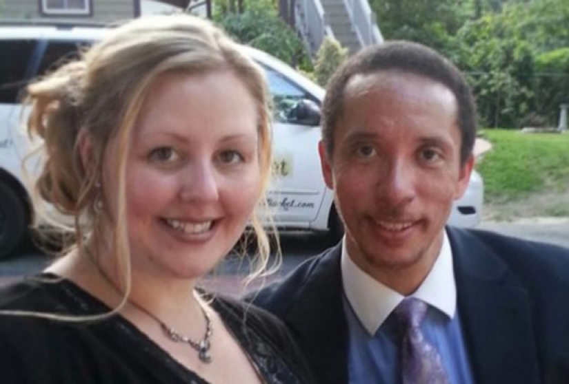 Resourceful gigolo years seducing women, posing as a CIA agent