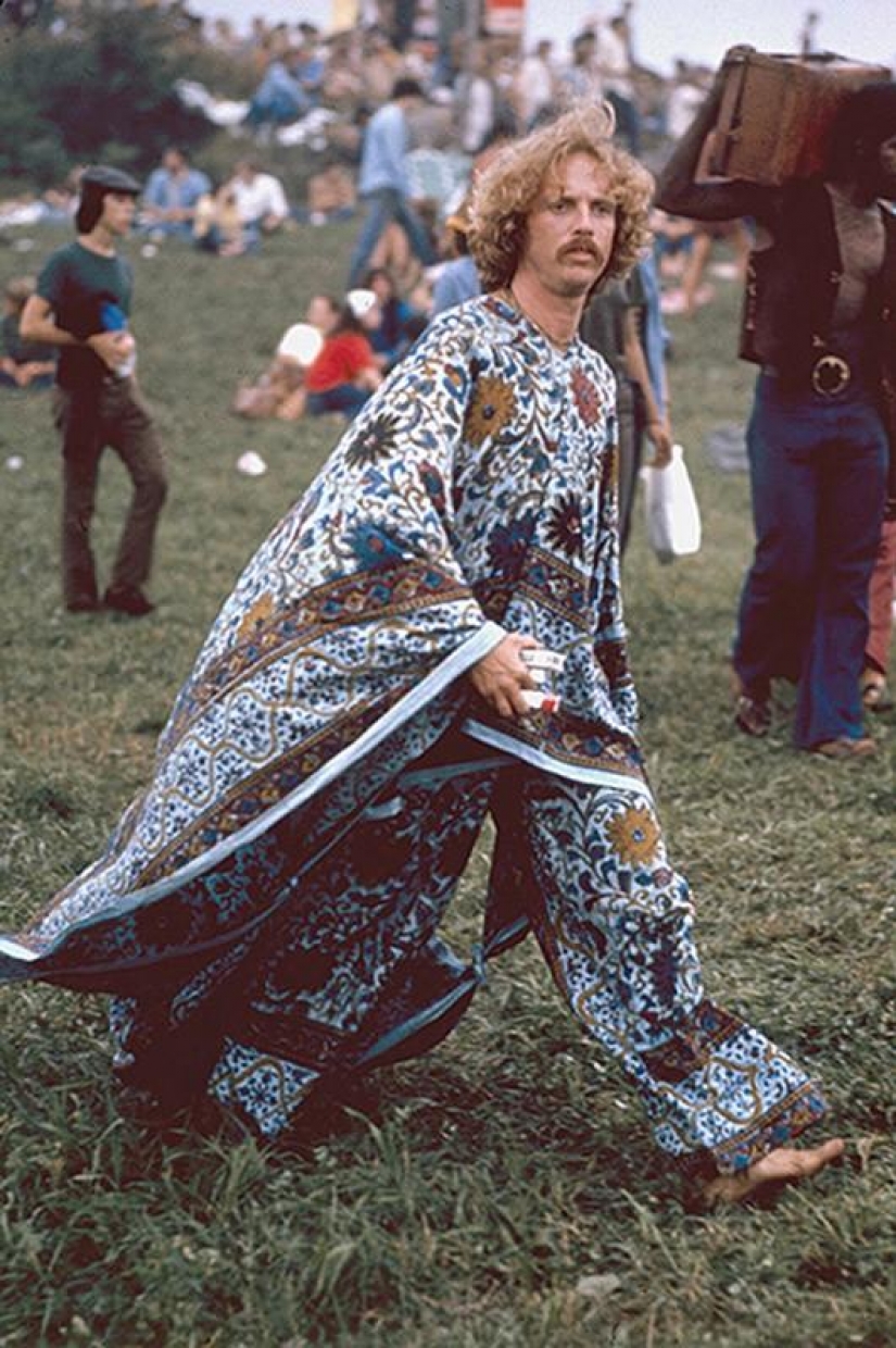 Revolution without pants: how was hanging out hippies of the 60's Revolution without pants: how was hanging out hippies of the 60's