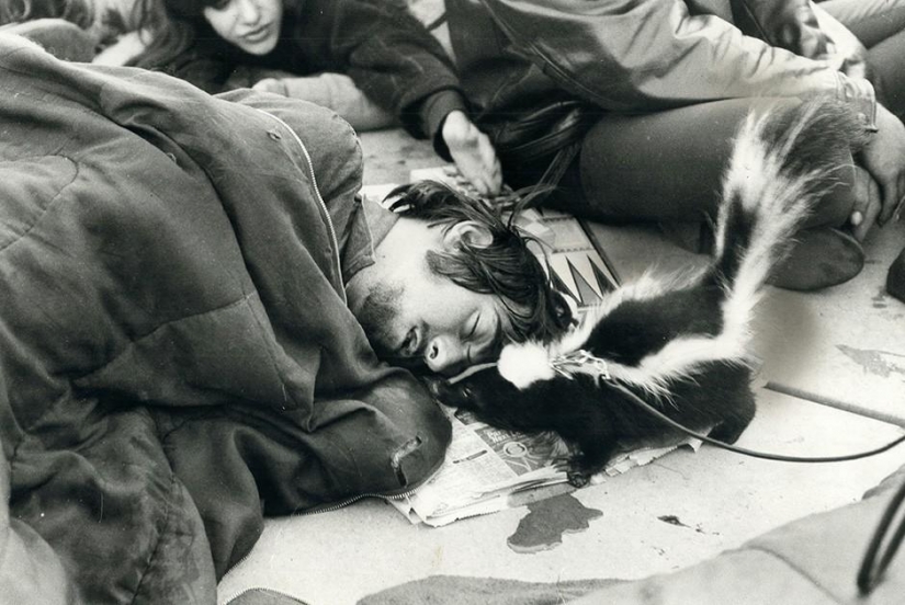 Revolution without pants: how was hanging out hippies of the 60's Revolution without pants: how was hanging out hippies of the 60's