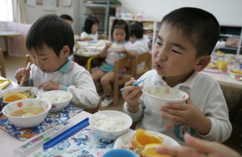 Rice and fish as part of education: how Japanese children learn to eat right