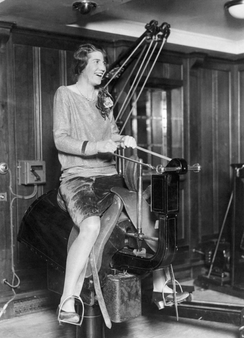 Riding on electrocore: how to train passengers of the Titanic and other ships Riding on electrocore: how to train passengers of the Titanic and other ships