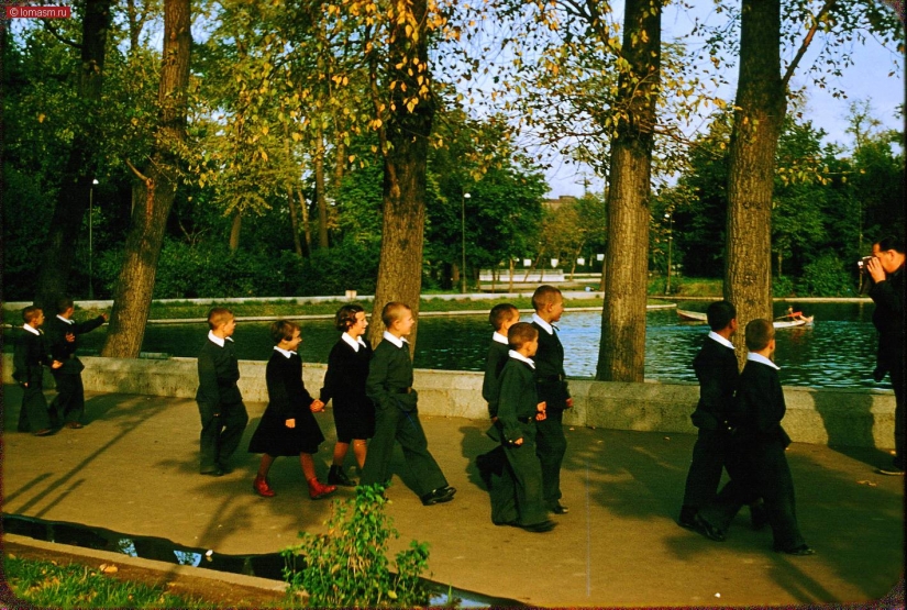 School uniforms in Russia: from Imperial decrees to anarchy School uniforms in Russia: from Imperial decrees to anarchy