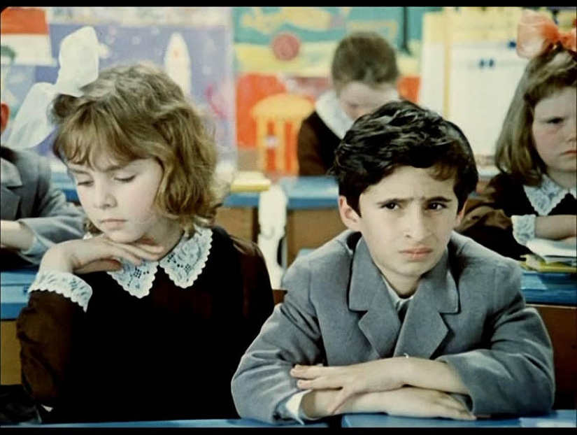 School uniforms in Russia: from Imperial decrees to anarchy School uniforms in Russia: from Imperial decrees to anarchy