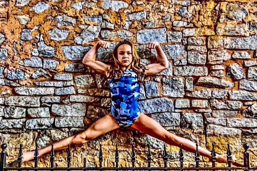 Se parece a 10 años de edad chica que entrena durante 30 horas a la semana