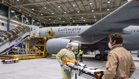 Se ve como el "flying hospital" combate contra el coronavirus