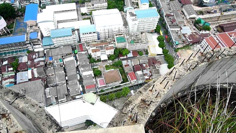 Se ve como el mayor rascacielos abandonado en el mundo Se ve como el mayor rascacielos abandonado en el mundo