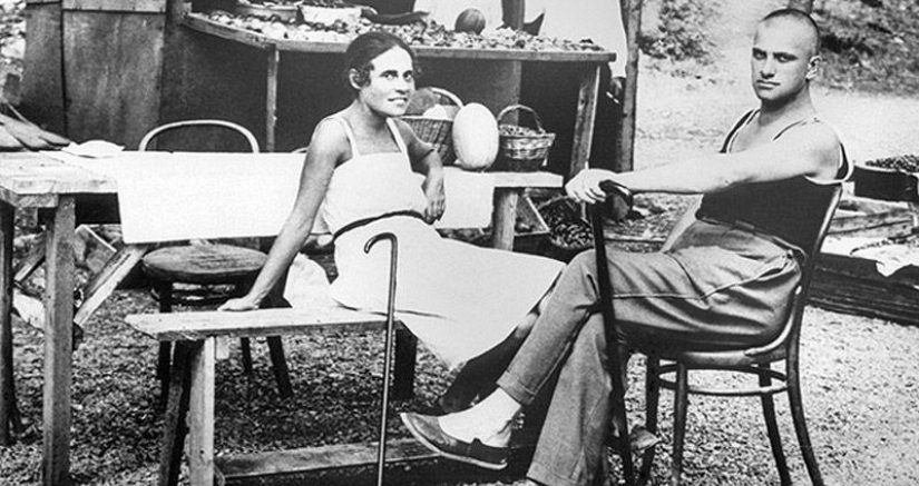 Shocking scenes from the life of a Muse of Mayakovsky Shocking scenes from the life of a Muse of Mayakovsky