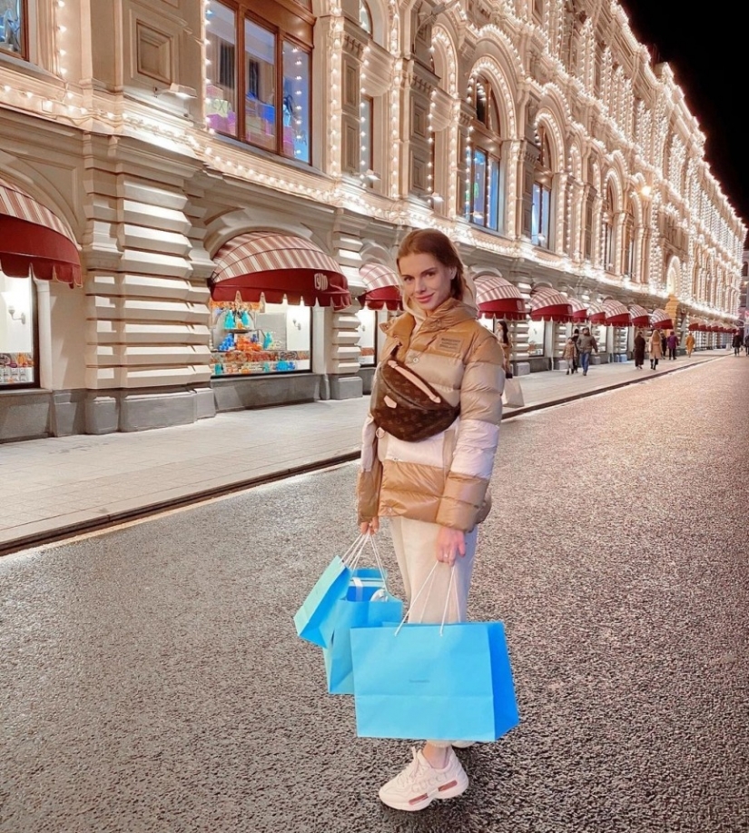 Sleigh bells ring! As Golden youth preparing for the New year and bragged about it in Rich Kids of Instagram Sleigh bells ring! As Golden youth preparing for the New year and bragged about it in Rich Kids of Instagram