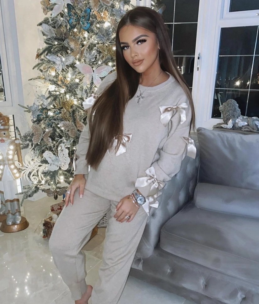 Sleigh bells ring! Como juventud Dorada preparando para el Nuevo año y se jactó de que en los Niños Ricos de Instagram Sleigh bells ring! Como juventud Dorada preparando para el Nuevo año y se jactó de que en los Niños Ricos de Instagram
