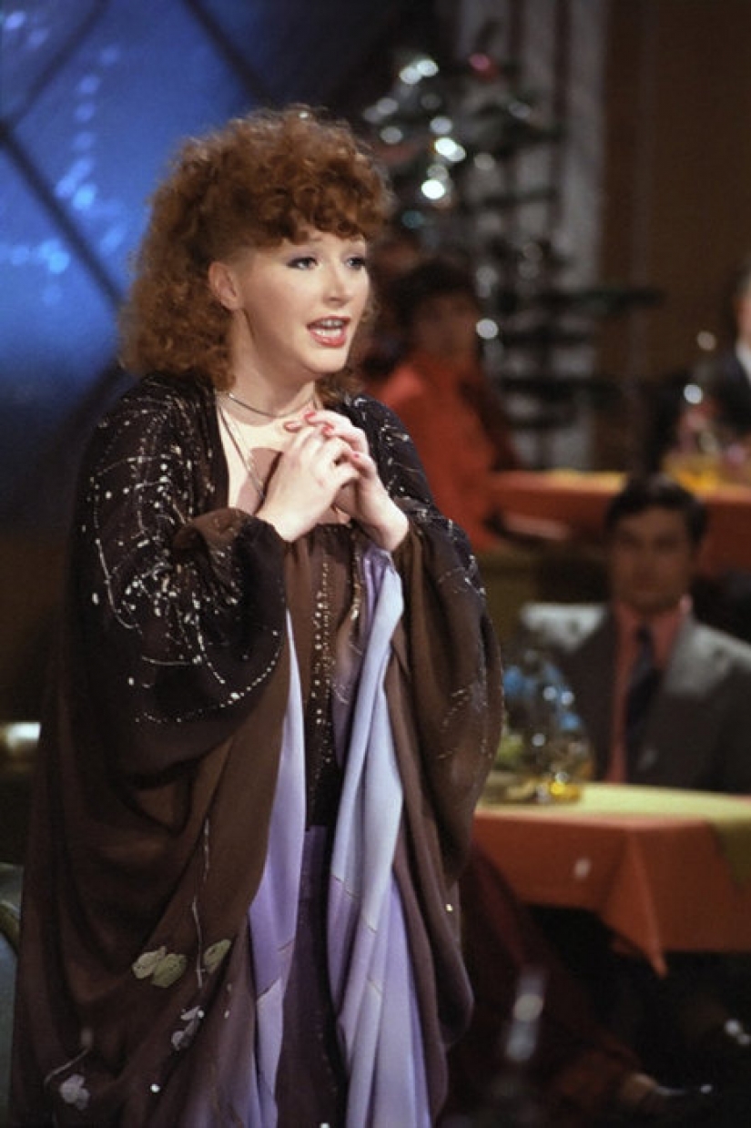 Soviet icon Christmas style: trendsetter TV