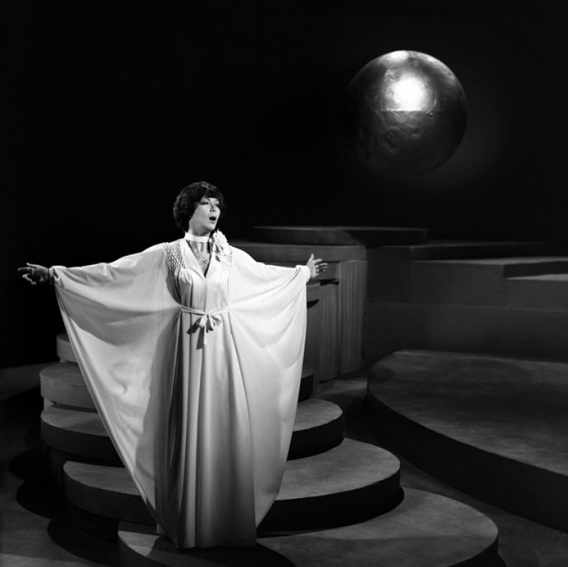 Soviet icon Christmas style: trendsetter TV