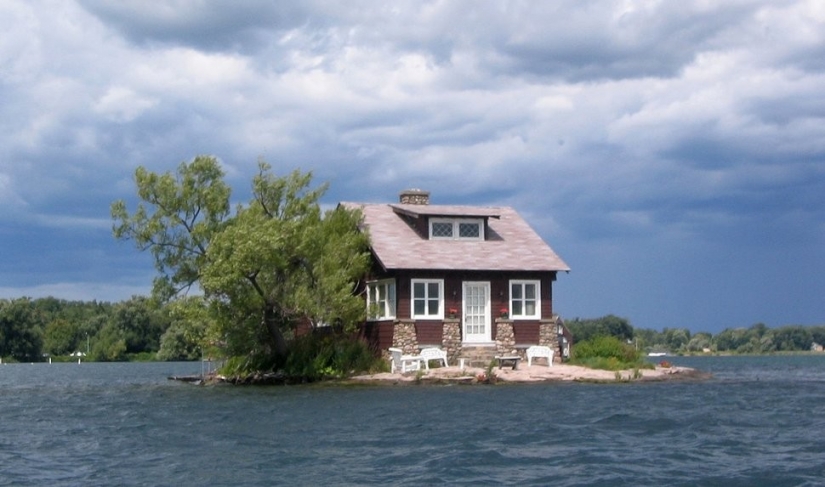 Stunning home built far away from civilization