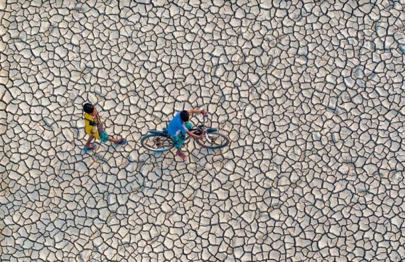 Stunning pictures from the winners of the "Weather of the year"
