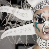 Surreal make-up from a queer artist Hungry make her a alien