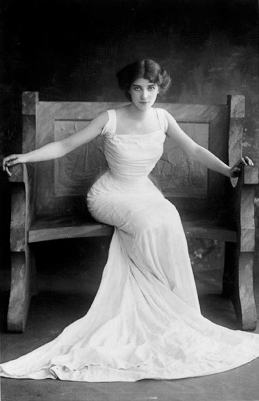 The 11 most beautiful women of the early XX century