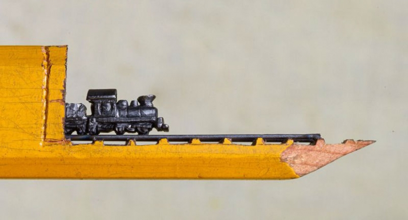 The artist cut the pencil slates of tiny masterpieces The artist cut the pencil slates of tiny masterpieces