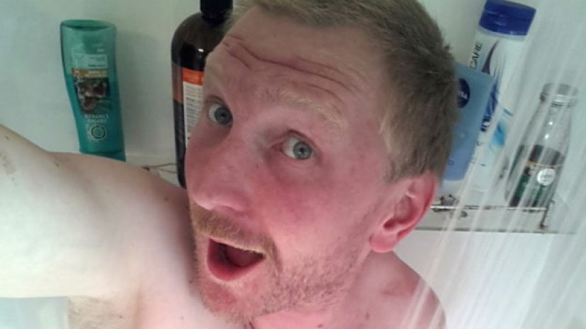 "The Bank accidentally gave me credit for 2 million and I spent it on strippers and cars" "The Bank accidentally gave me credit for 2 million and I spent it on strippers and cars"