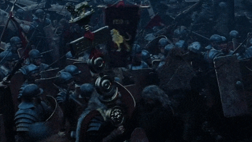 The bloopers of background: the extras that are screwed up