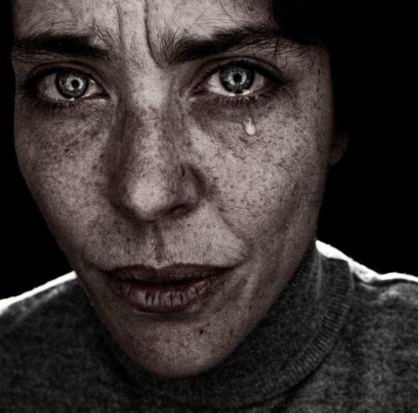 The face of London in his piercing portraits of Brett Walker The face of London in his piercing portraits of Brett Walker