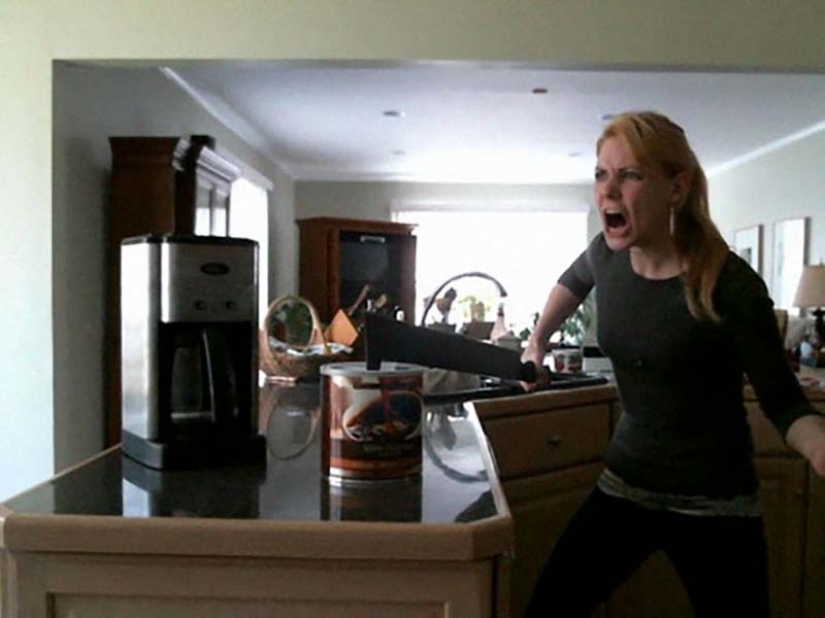 The girl and her scimitar orcs, Uruk-Hai The girl and her scimitar orcs, Uruk-Hai