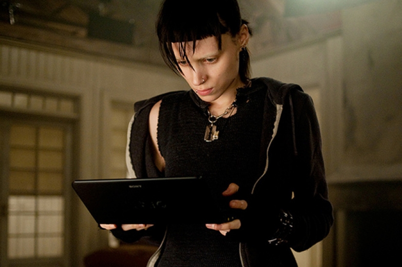 "The girl with the dragon tattoo" will again be released, but in the TV series