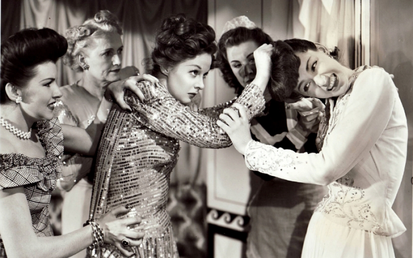 The history of women's duels The history of women's duels