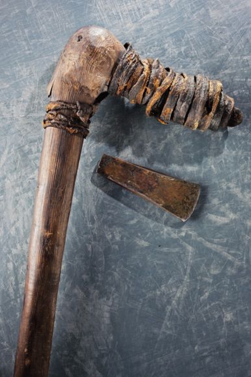 The "ice man", the oldest mummy found in Europe The "ice man", the oldest mummy found in Europe