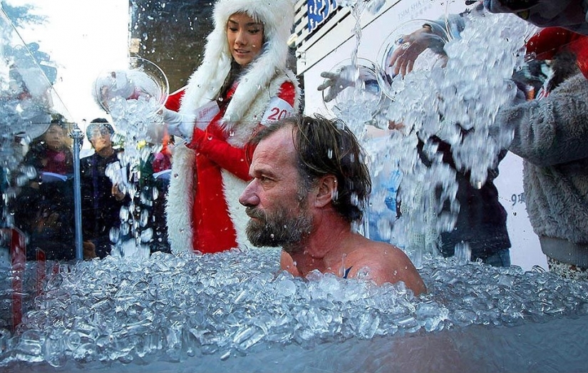 The "ice man" WIM Hof, conquering mountains in shorts