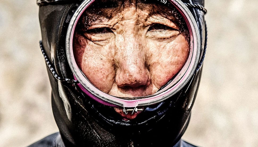 The latest generation of the Korean mermaids