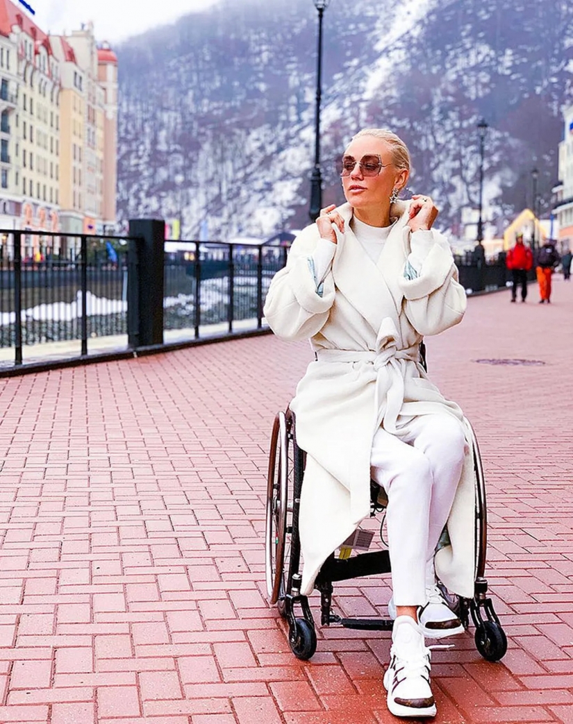 The main InstaTrade: girls with disabilities, who became famous in Instagram