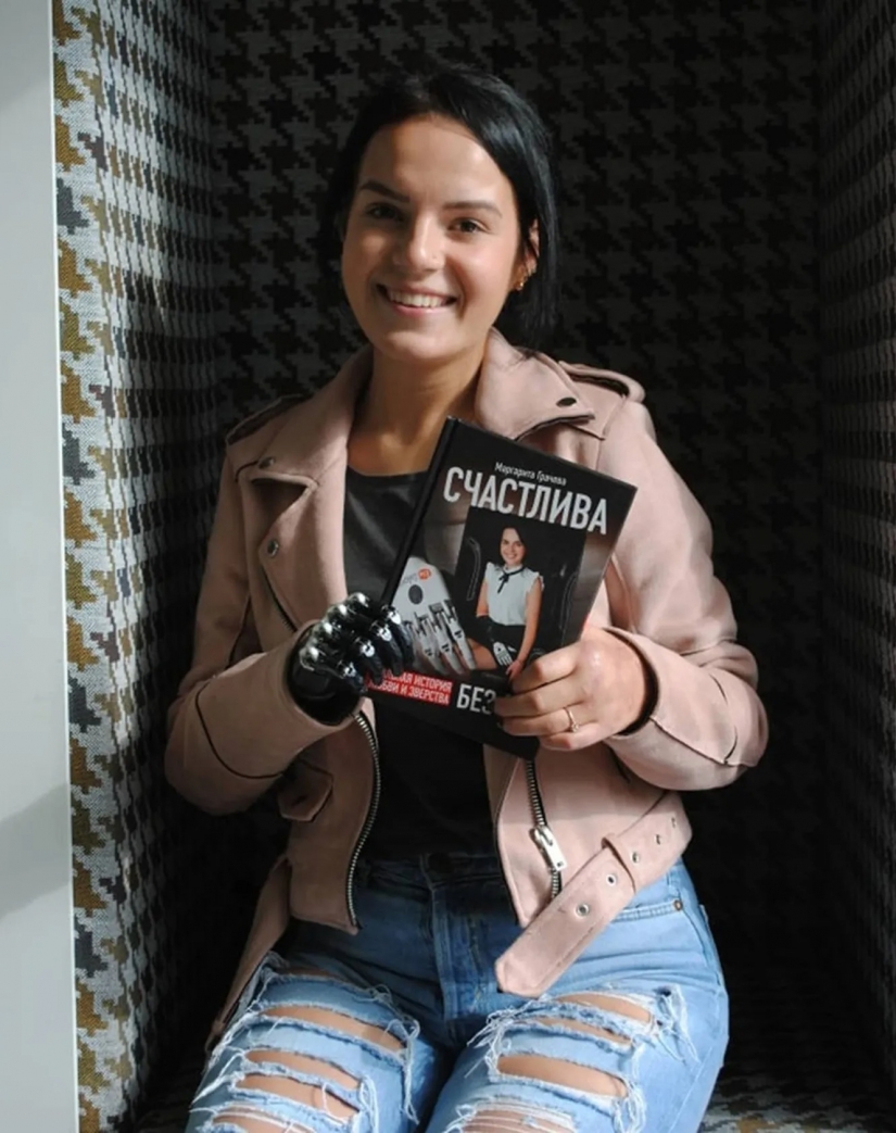 The main InstaTrade: girls with disabilities, who became famous in Instagram