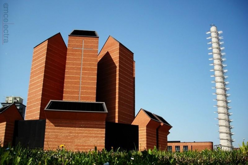 The modern architecture of the temples The modern architecture of the temples