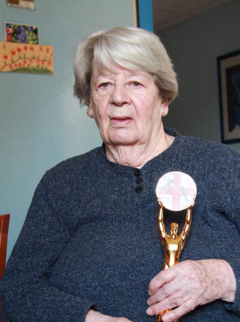 The partisan Simon SEGUIN: like a girl in shorts has become a symbol of Resistance The partisan Simon SEGUIN: like a girl in shorts has become a symbol of Resistance