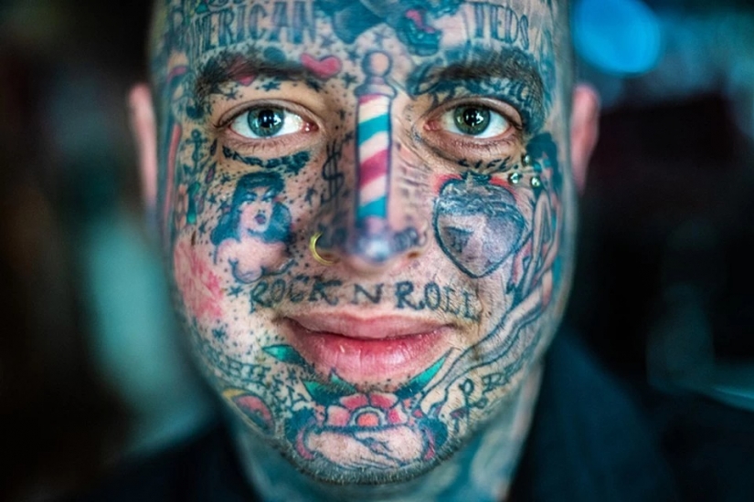 The people with tattoos on the face — who are they?