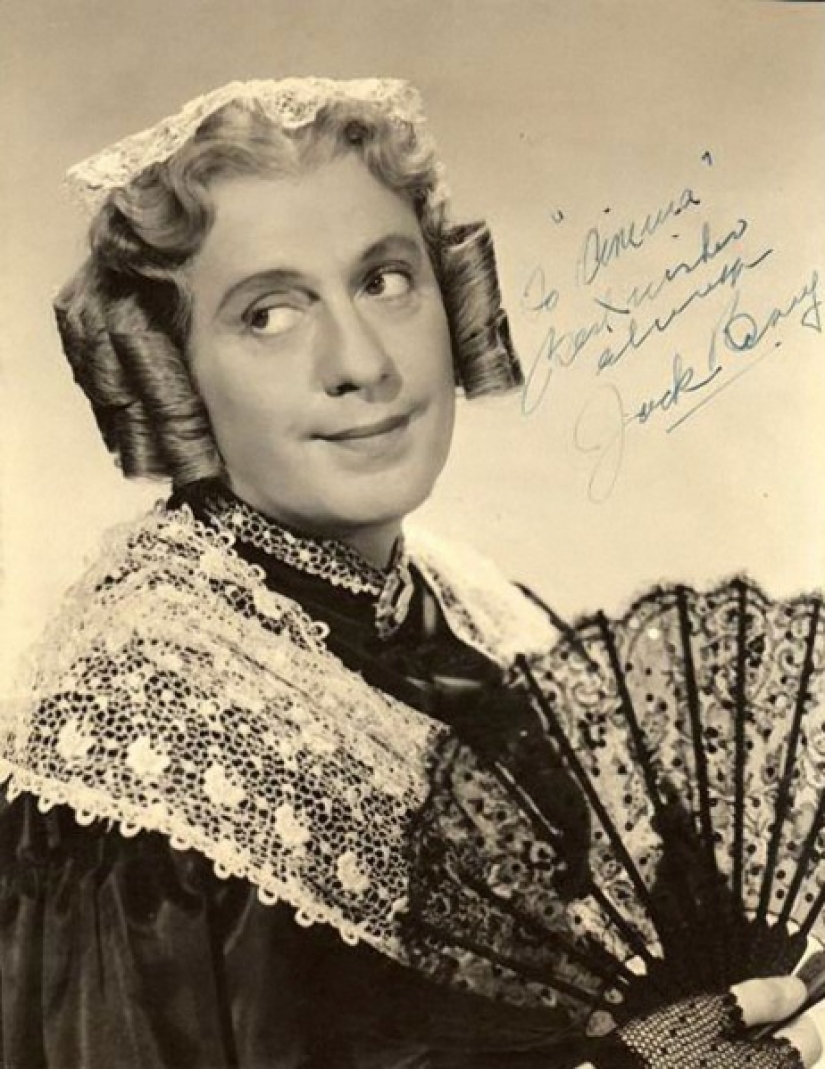 The shooting of the film "Hello, I your aunt!" The shooting of the film "Hello, I your aunt!"