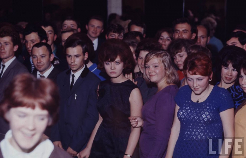 The Soviet youth of the 60's through the eyes of American photographer The Soviet youth of the 60's through the eyes of American photographer