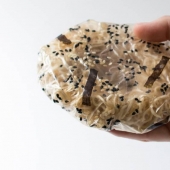 The student made edible packaging for noodles, which transformirovalsya in the sauce