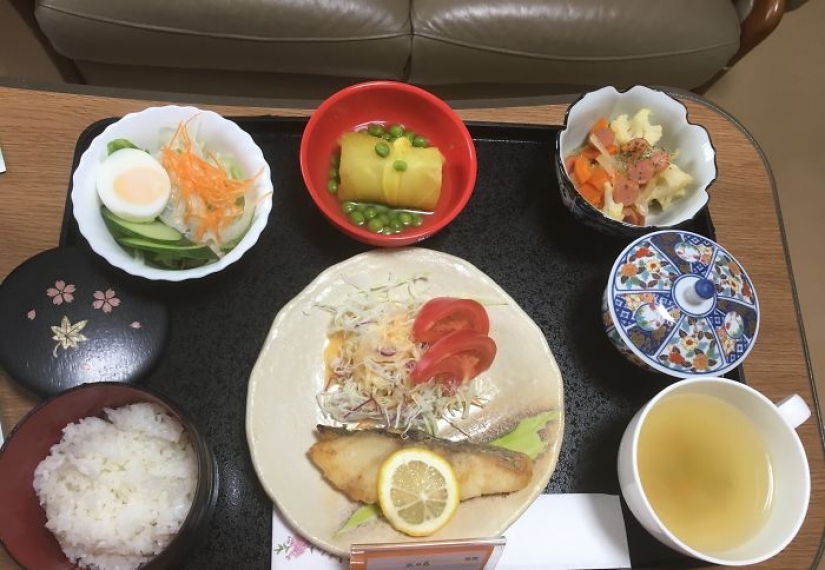 The woman who gave birth in Japan, shared what they feed you in the hospital. Now everybody wants to give birth in Japan