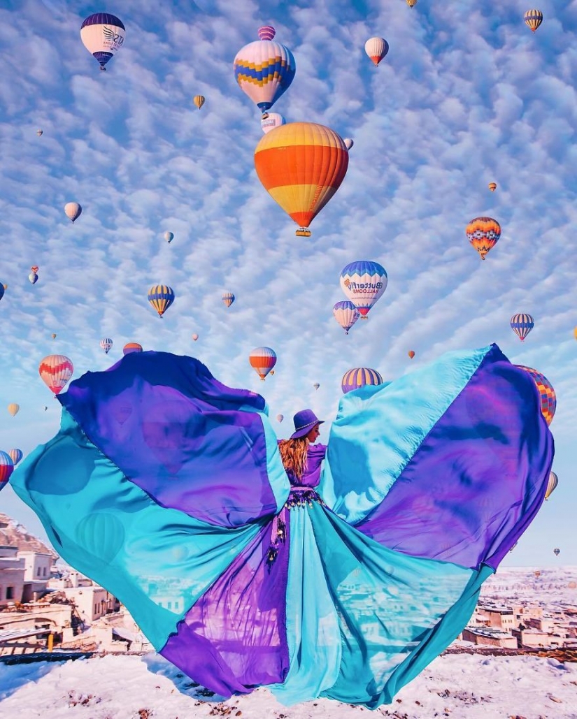 The world is under the skirt: the Russian traveler has conquered instagram photos to airy dresses