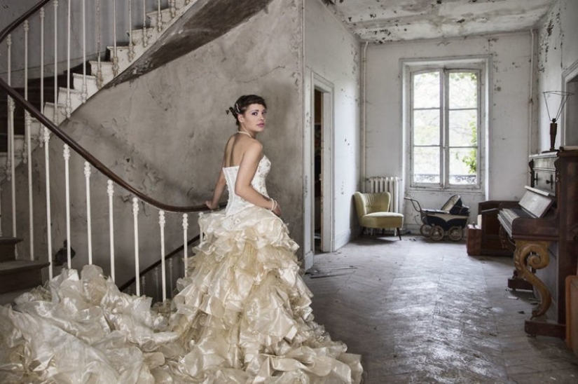 Tipo de fotografiar a su novia en un abandonado lugares de Europa Tipo de fotografiar a su novia en un abandonado lugares de Europa