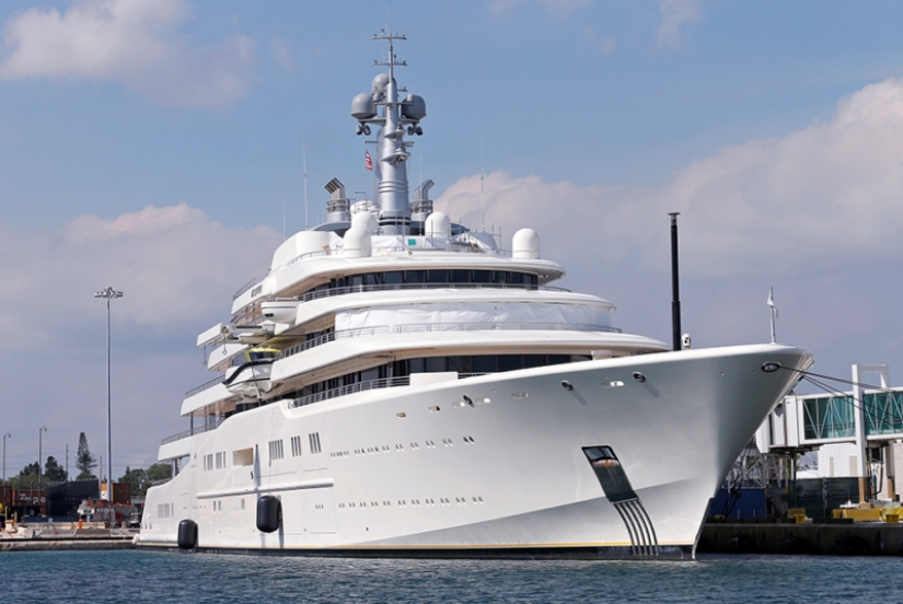 Tons of gold, racetracks and dinosaur bones: amazing energy savings on luxury yachts