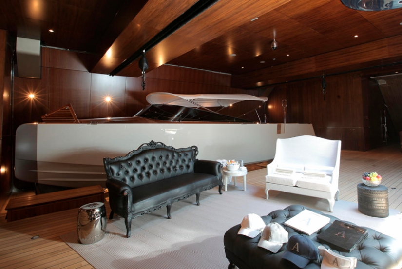 Tons of gold, racetracks and dinosaur bones: amazing energy savings on luxury yachts