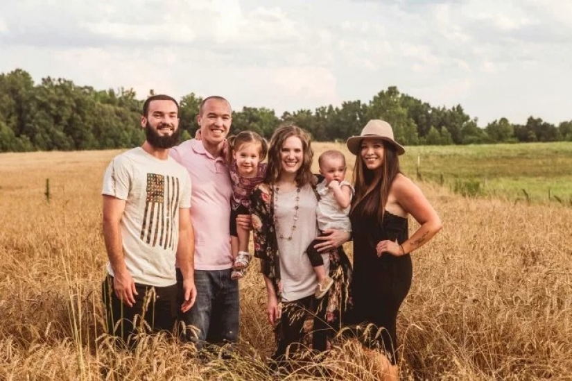 Two sisters married two brothers and their daughters will become cousins in the square