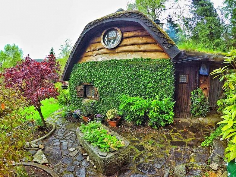 Un fan de Tolkien construido el hobbit casa y vivió 20 años en Un fan de Tolkien construido el hobbit casa y vivió 20 años en